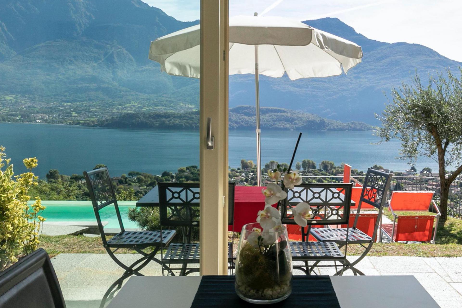 Agriturismo Comer See und Gardasee Ferienanlage mit 3 Ferienwohnungen und einzigartigem Blick auf den Comer See