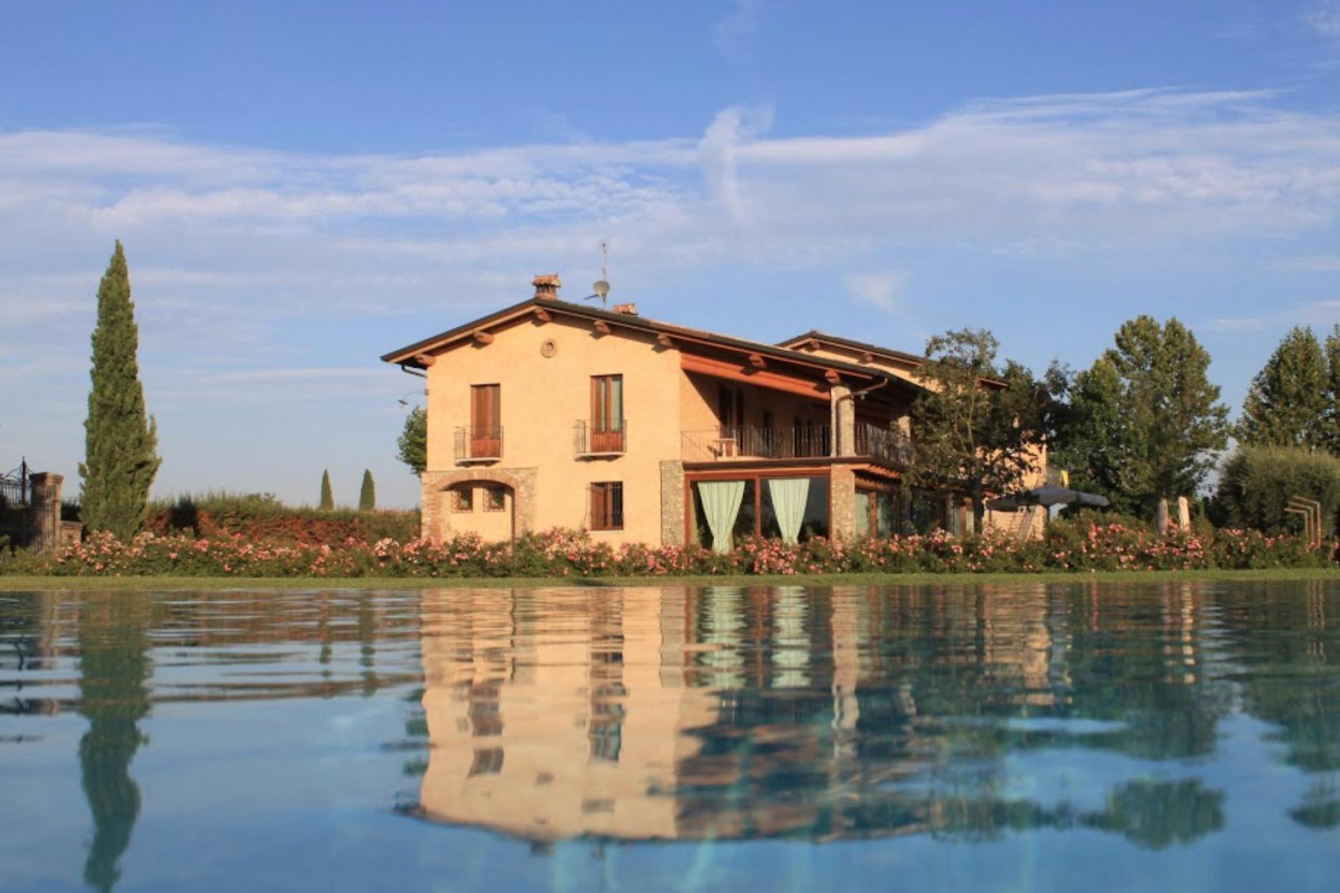 Agriturismo Gardasee, kleines und gemütliches Anwesen mit Ferienwohnungen