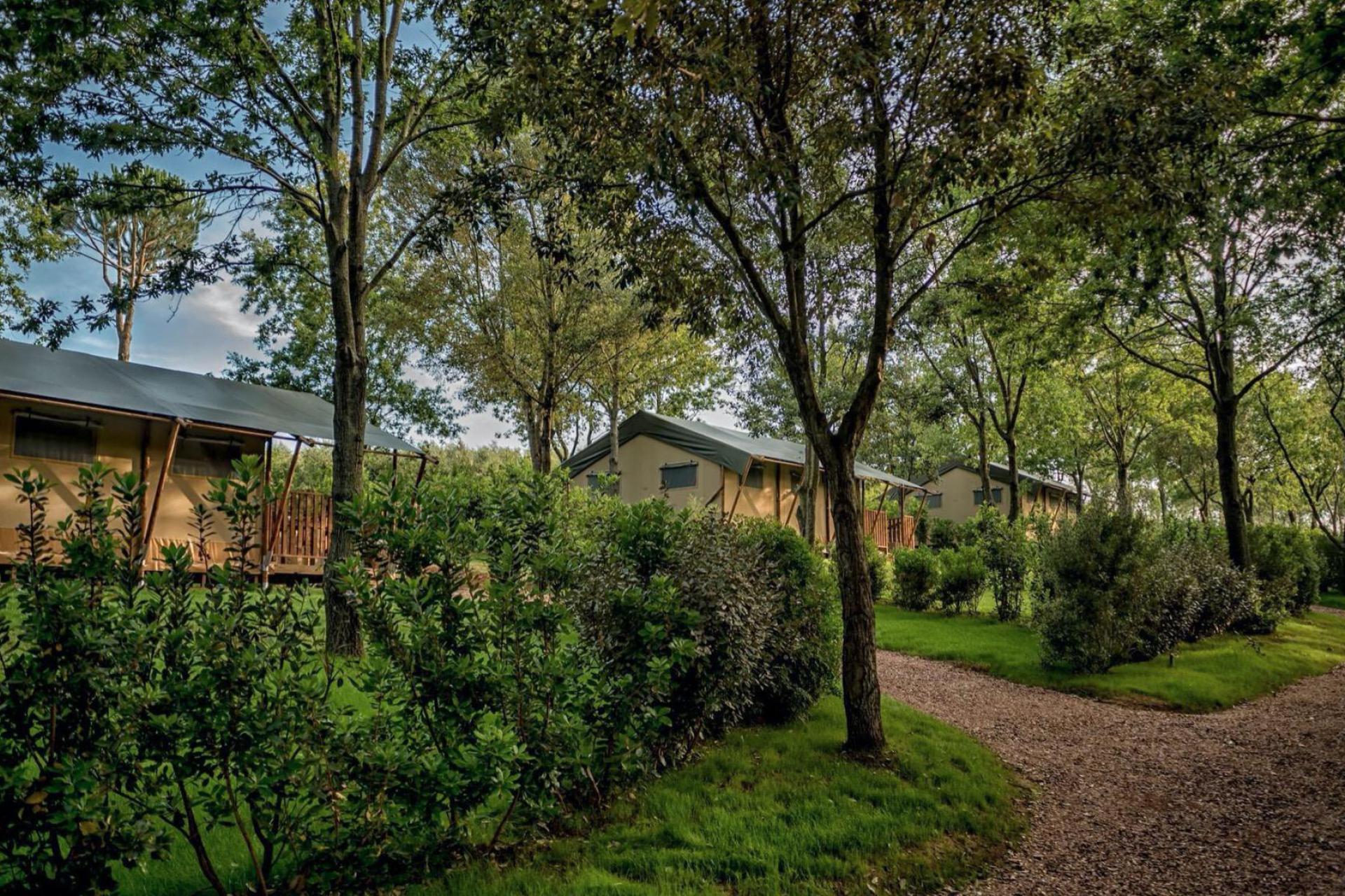 Small glamping on the Tuscan coast