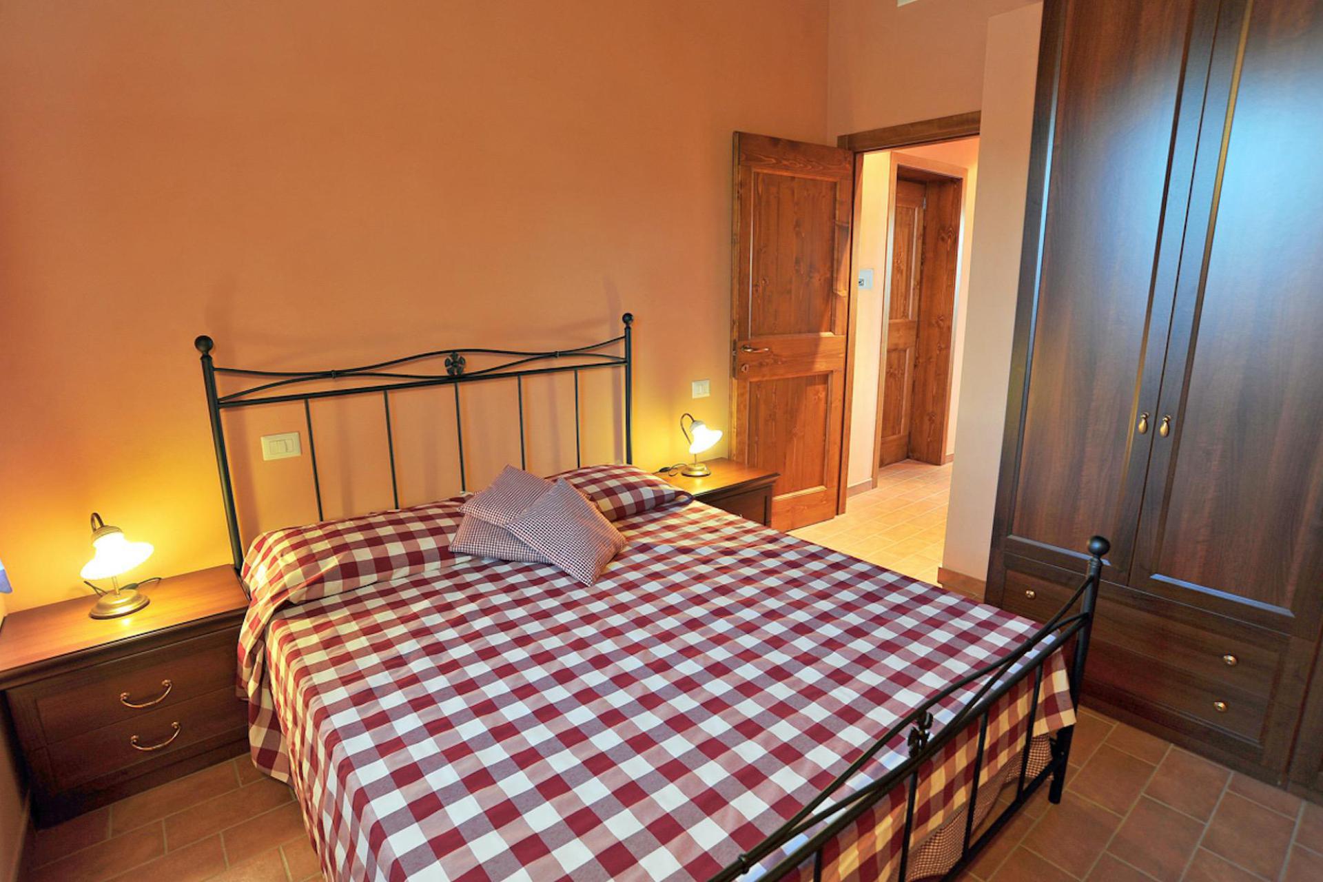 Agriturismo Marche 20 minutes from the beach